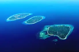 THE GILI ISLANDS & LOMBOK